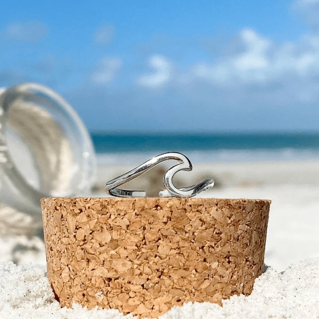 Anello in argento con onda marina